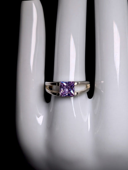 Vintage Simulated Amethyst Solitaire Sterling Silver Split Shank Ring