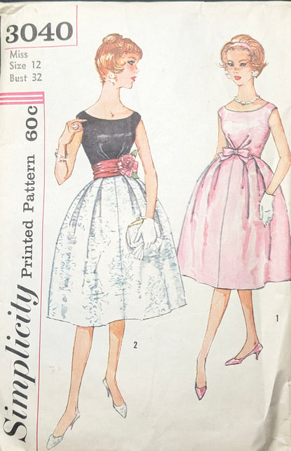 1960s Original Vintage Sewing Pattern: Simplicity 3040 Size 12