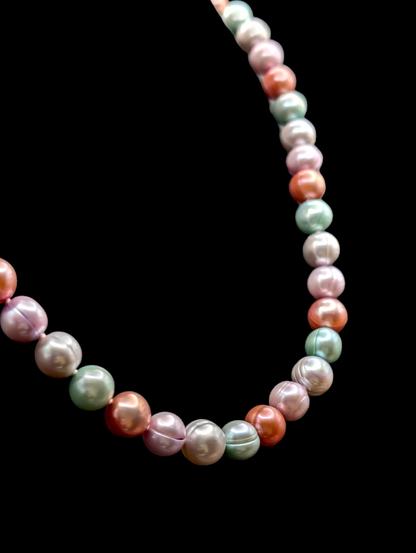 Vintage Honora Pastel Button Pearl Hand Knotted Necklace