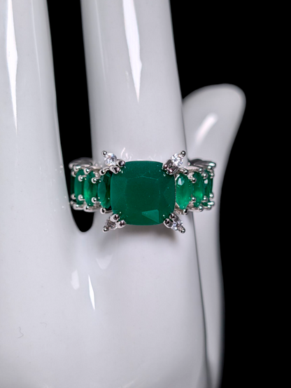 Vintage Inspired Cushion Cut Simulated Emerald Infinity Silver Toned Ring
