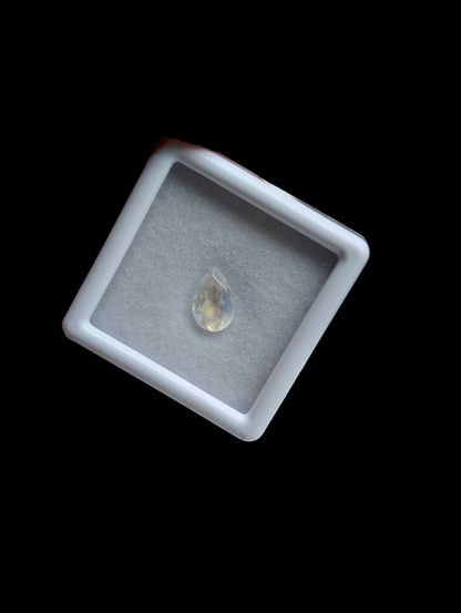 1 Carat Pear Cut Genuine Rainbow Moonstone Loose Gemstone