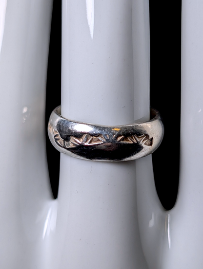 Vintage 6.25mm Wide Carved Sterling Silver Band Ring