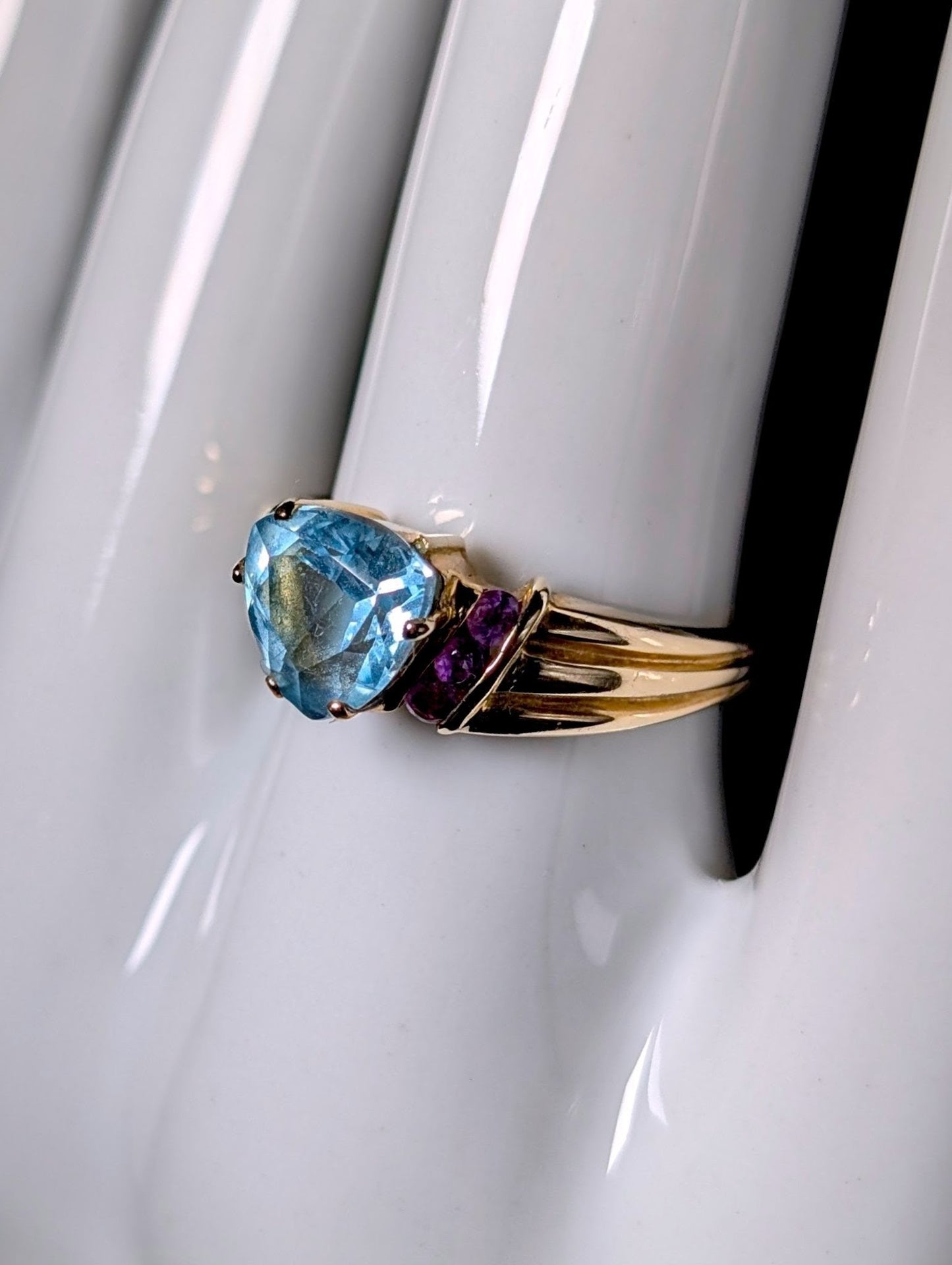 Vintage Trillion Solitaire Genuine Blue Topaz and Amethyst 10k Yellow Gold Ring