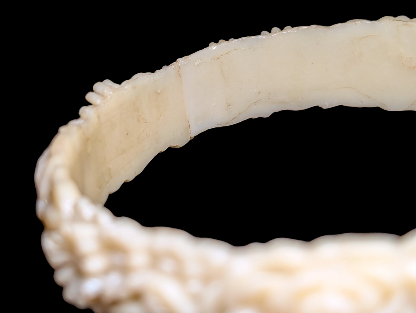 Antique 1920s Carved Detailed Cream Floral Celluloid Bangle Bracelet