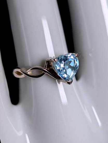 Vintage Heart Cut Genuine Blue Topaz Solitaire Sterling Silver Filigree Ring