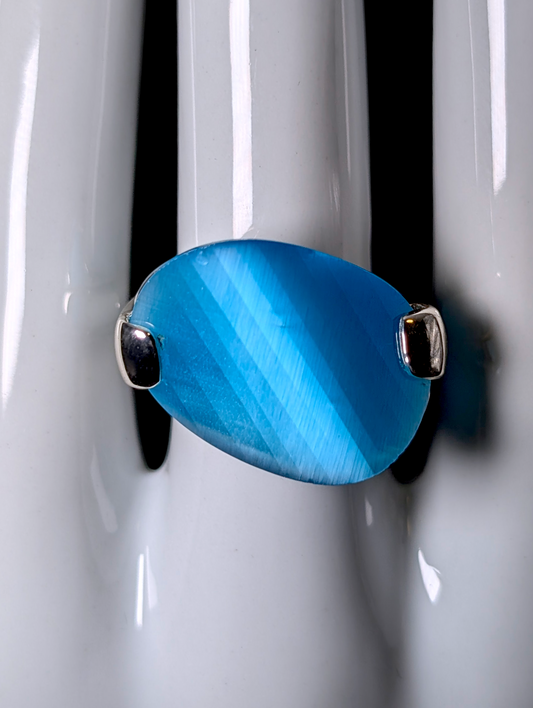 Vintage Designer Faceted Ocean Blue Crystal Sterling Silver Ring