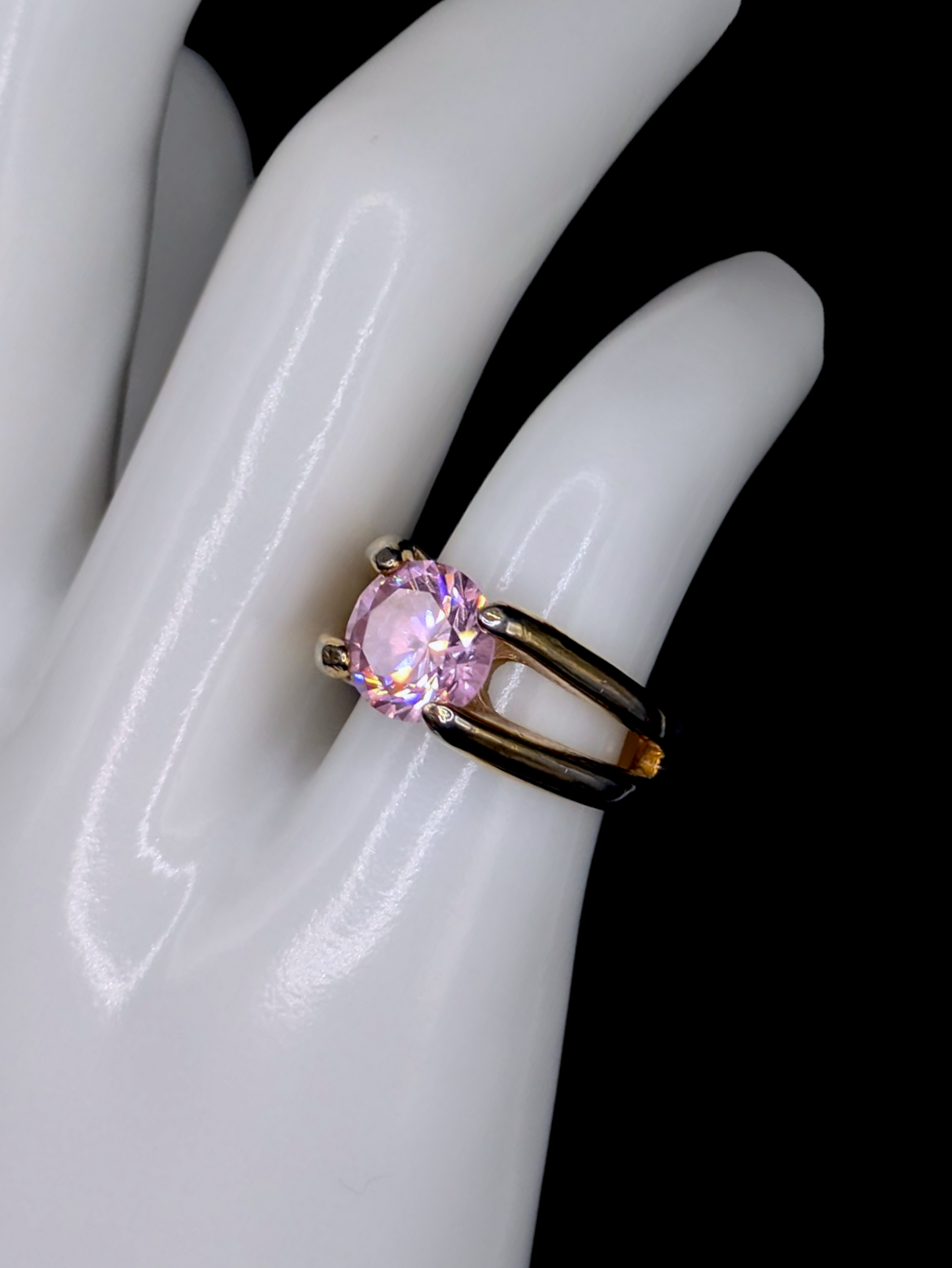Vintage Round Brilliant Cut Simulated Pink Diamond Solitaire Split Shank Gold Toned Statement Cocktail Ring