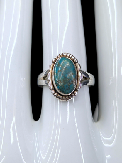 Vintage Native American Genuine Turquoise Sterling Silver Ring