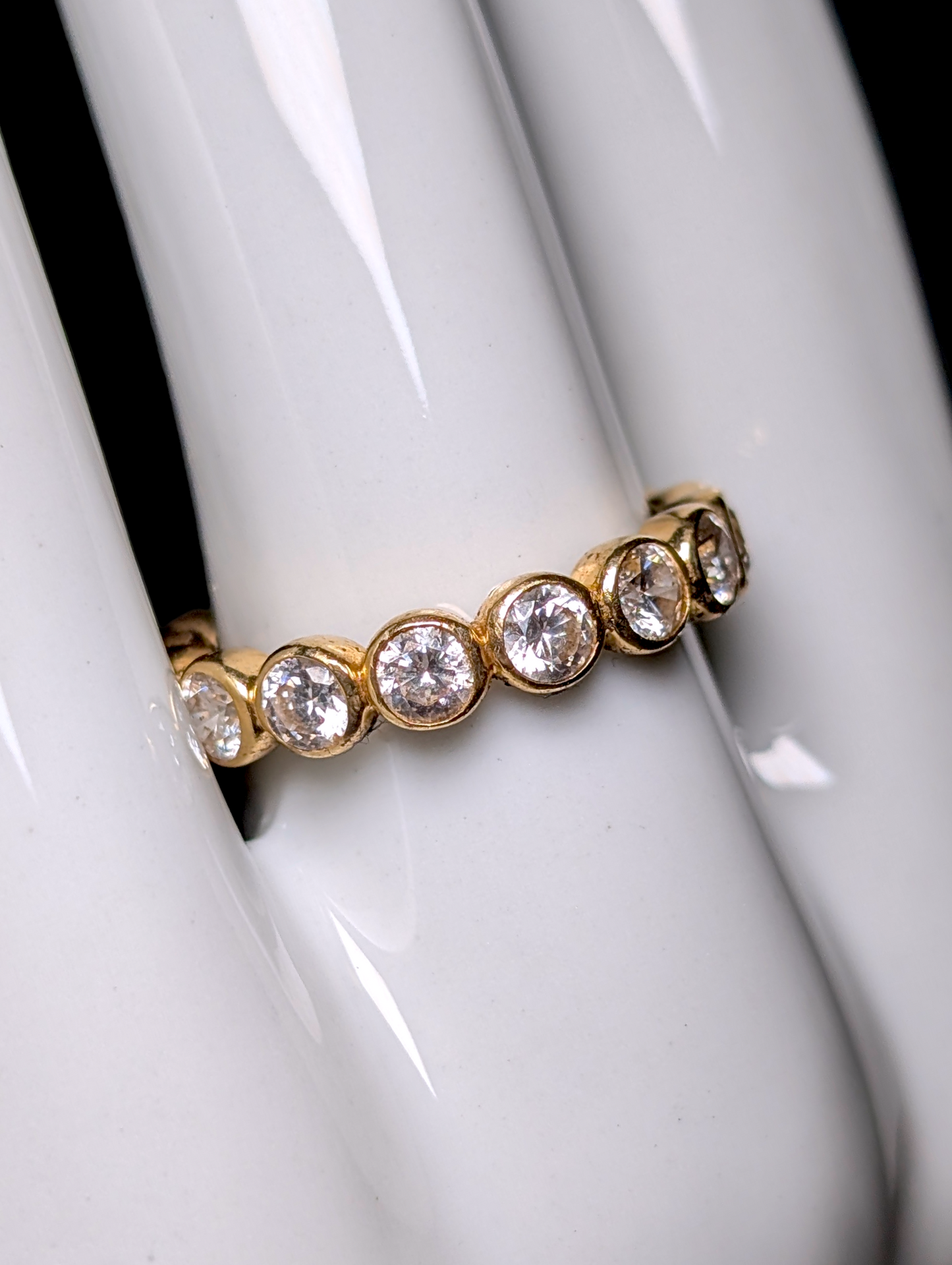 Vintage Designer Heng Ngai 14kt Solid Yellow Gold Simulated White Diamond Eternity Band Ring