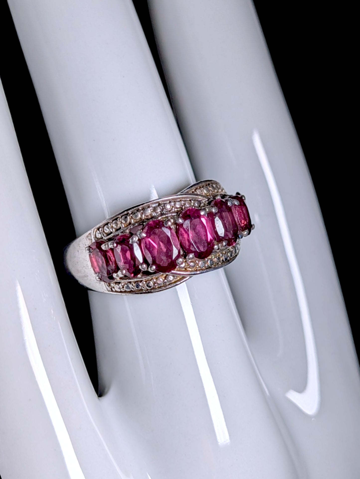 Vintage 7 Stone Genuine Rhodolite Garnet Row Sterling Silver Band Ring