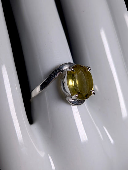 Vintage Oval Cut Genuine Yellow Citrine Solitaire Sterling Silver Ring