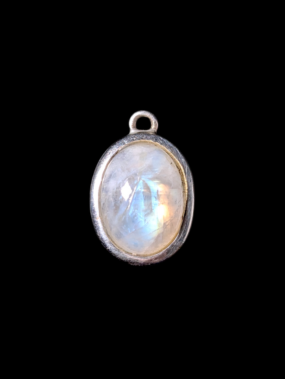 Vintage Genuine Moonstone Solitaire Cabochon Sterling Silver Pendant