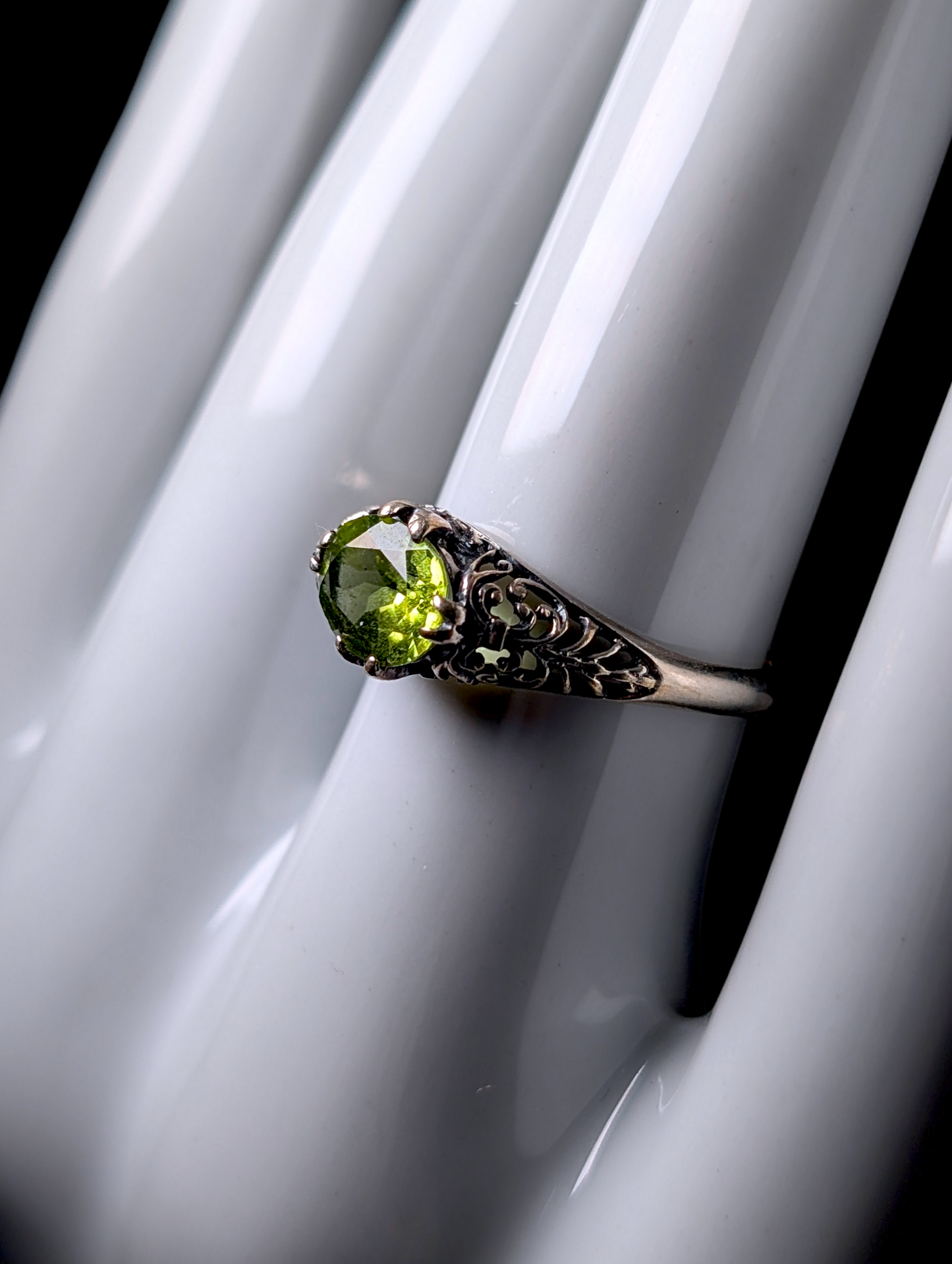 Vintage Victorian Inspired Genuine Brilliant Green Peridot Solitaire Sterling Silver Ring