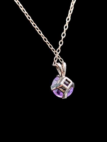 Vintage White Gold Chain Necklace with Princess Cut Amethyst Pendant