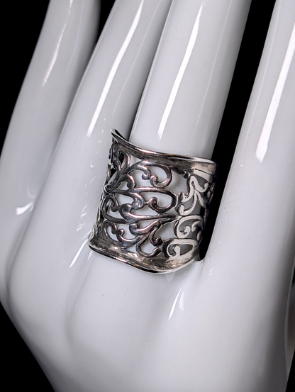 Vintage Israel Designer Shield Cuff Filigree Cut Out Sterling Silver Statement Ring