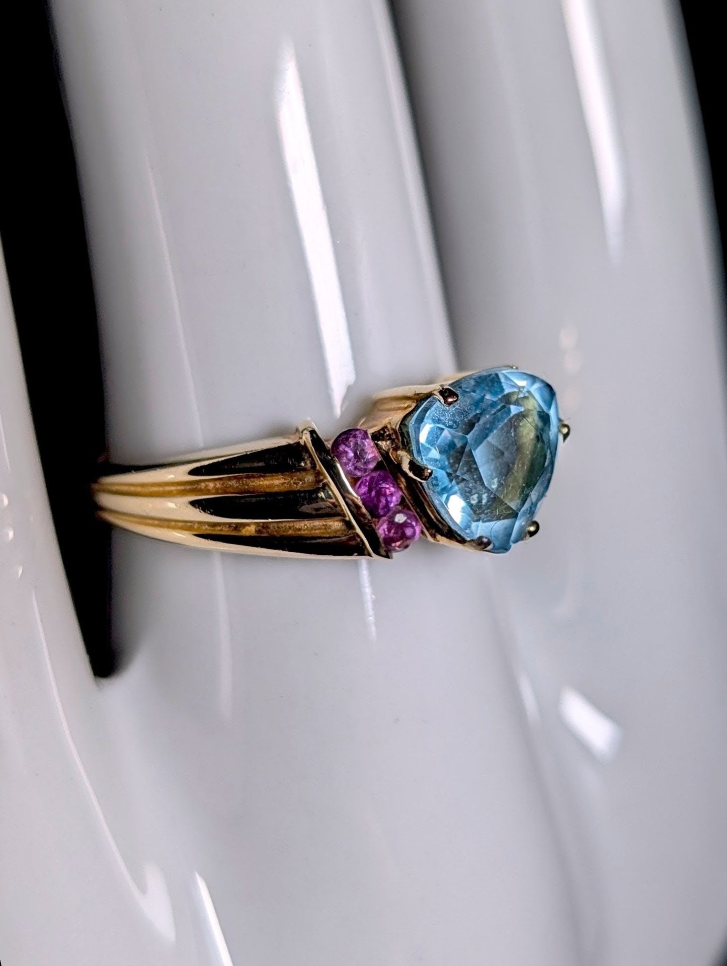 Vintage Trillion Solitaire Genuine Blue Topaz and Amethyst 10k Yellow Gold Ring