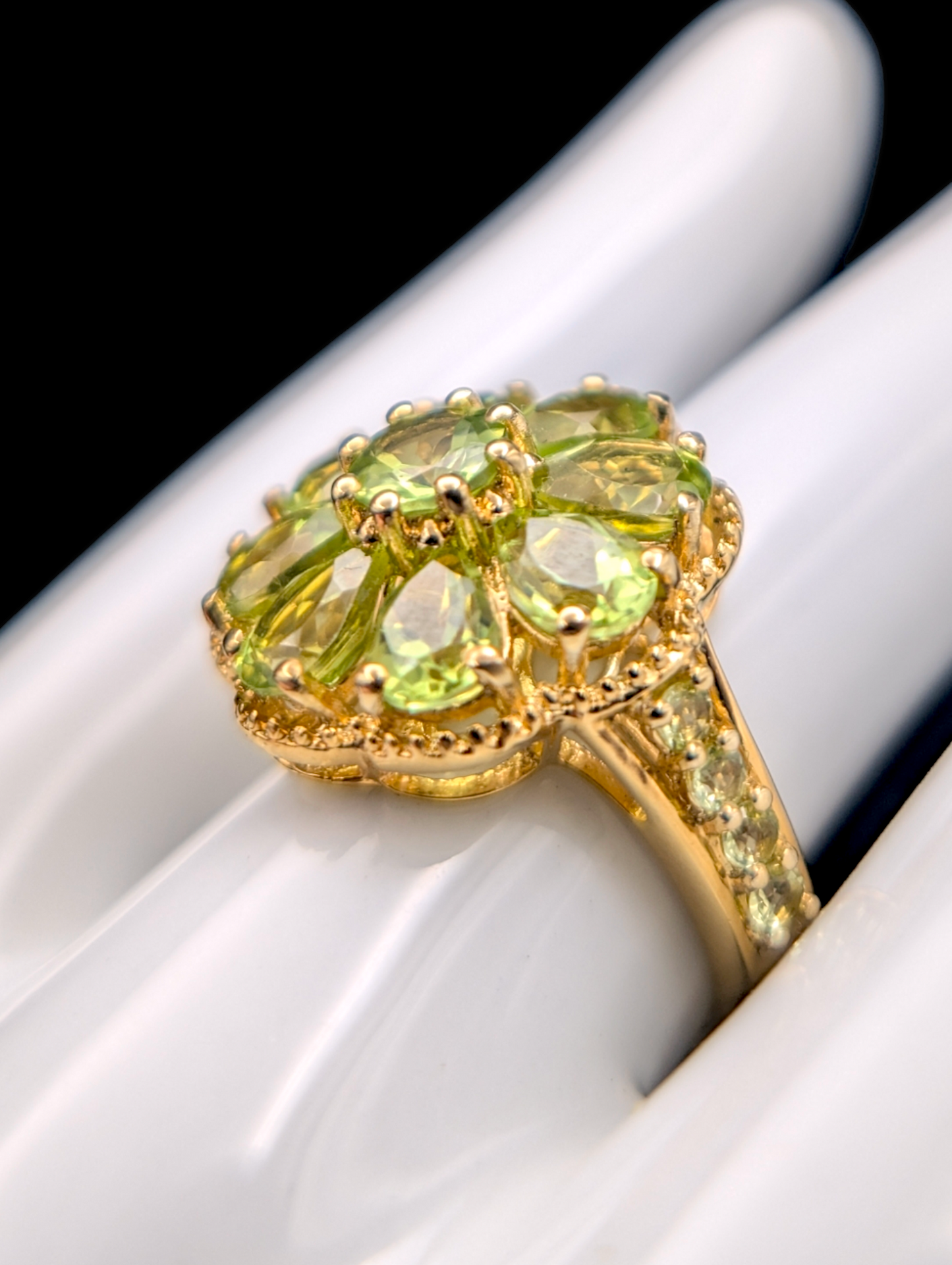 Vintage Flower Genuine Peridot 18k Gold Vermeil Ring