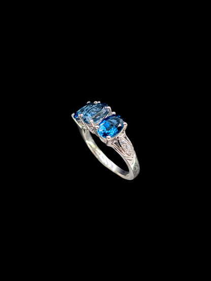 Vintage 3 Stone Genuine London Topaz with White Topaz Accent Stones Sterling Silver Pear Shaped Ring