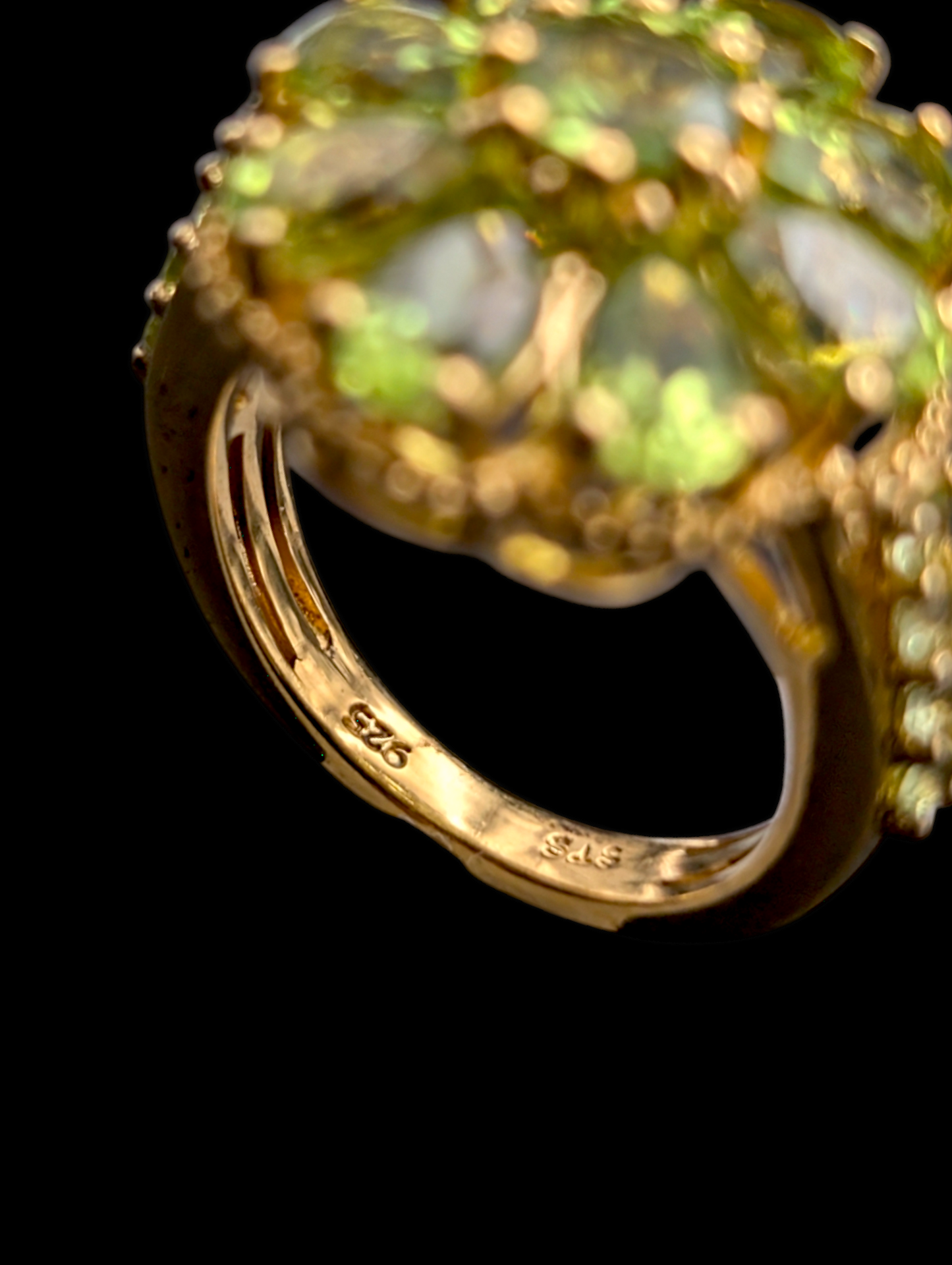 Vintage Flower Genuine Peridot 18k Gold Vermeil Ring