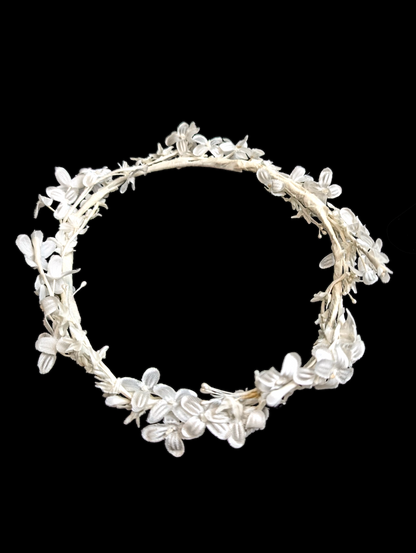 1970s - 1980s White Floral Fantasy Flower Crown