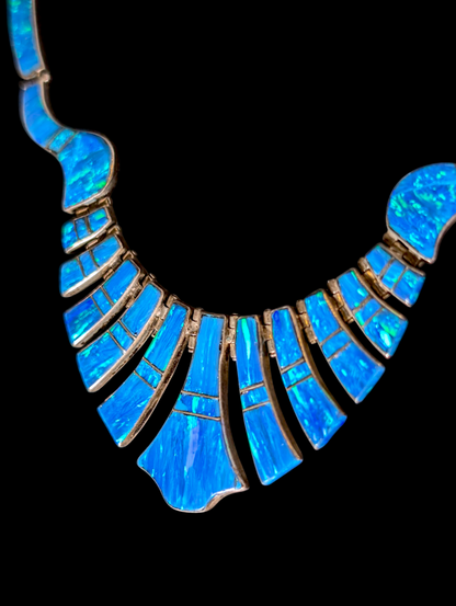Vintage Oscar Figueroa Genuine Green Blue Mexican Fire Opal Inlay Silver Designer Necklace