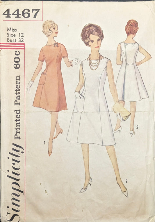 1960s - 1970s Original Vintage Sewing Pattern: Simplicity 4467 Size 12