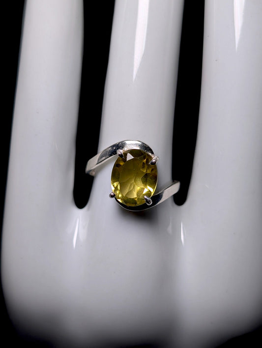 Vintage Oval Cut Genuine Yellow Citrine Solitaire Sterling Silver Ring