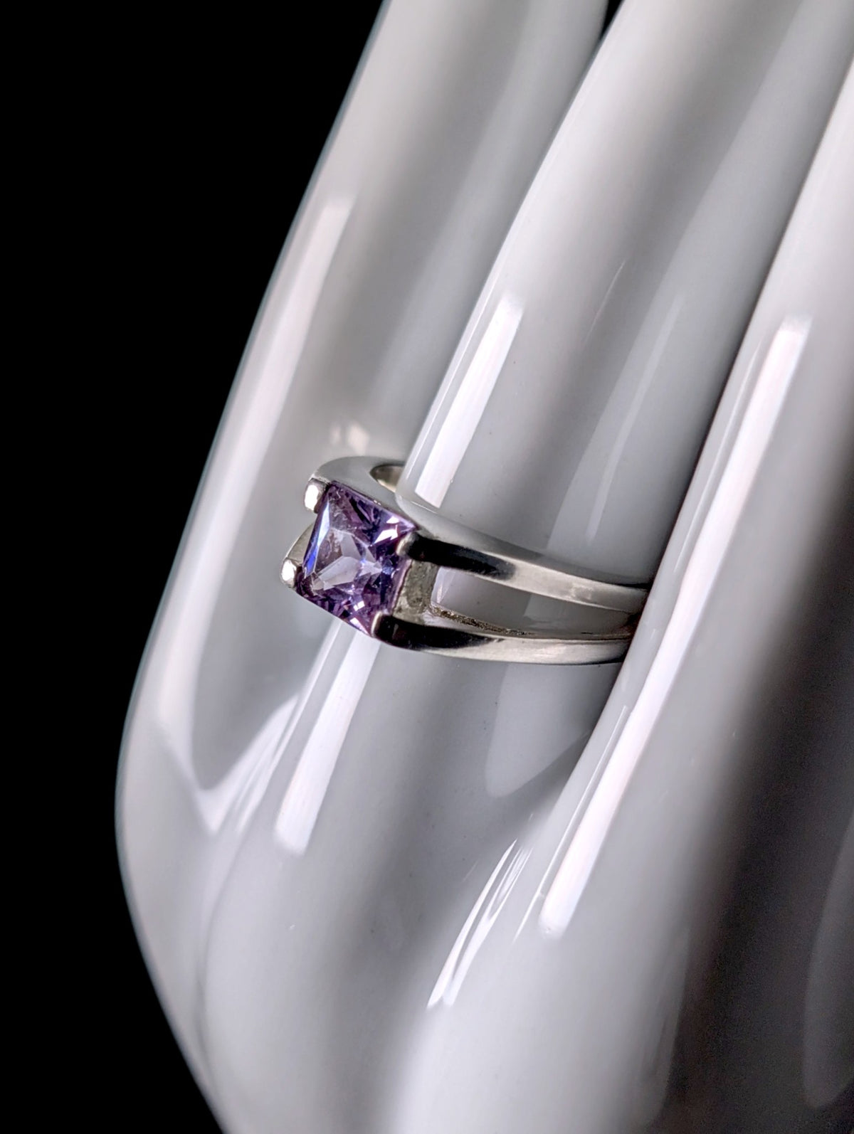 Vintage Simulated Amethyst Solitaire Sterling Silver Split Shank Ring