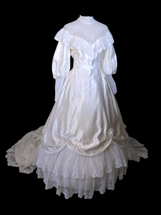 1980s Vintage Gone with The Wind Southern Bell Victorian Style Wedding Dress