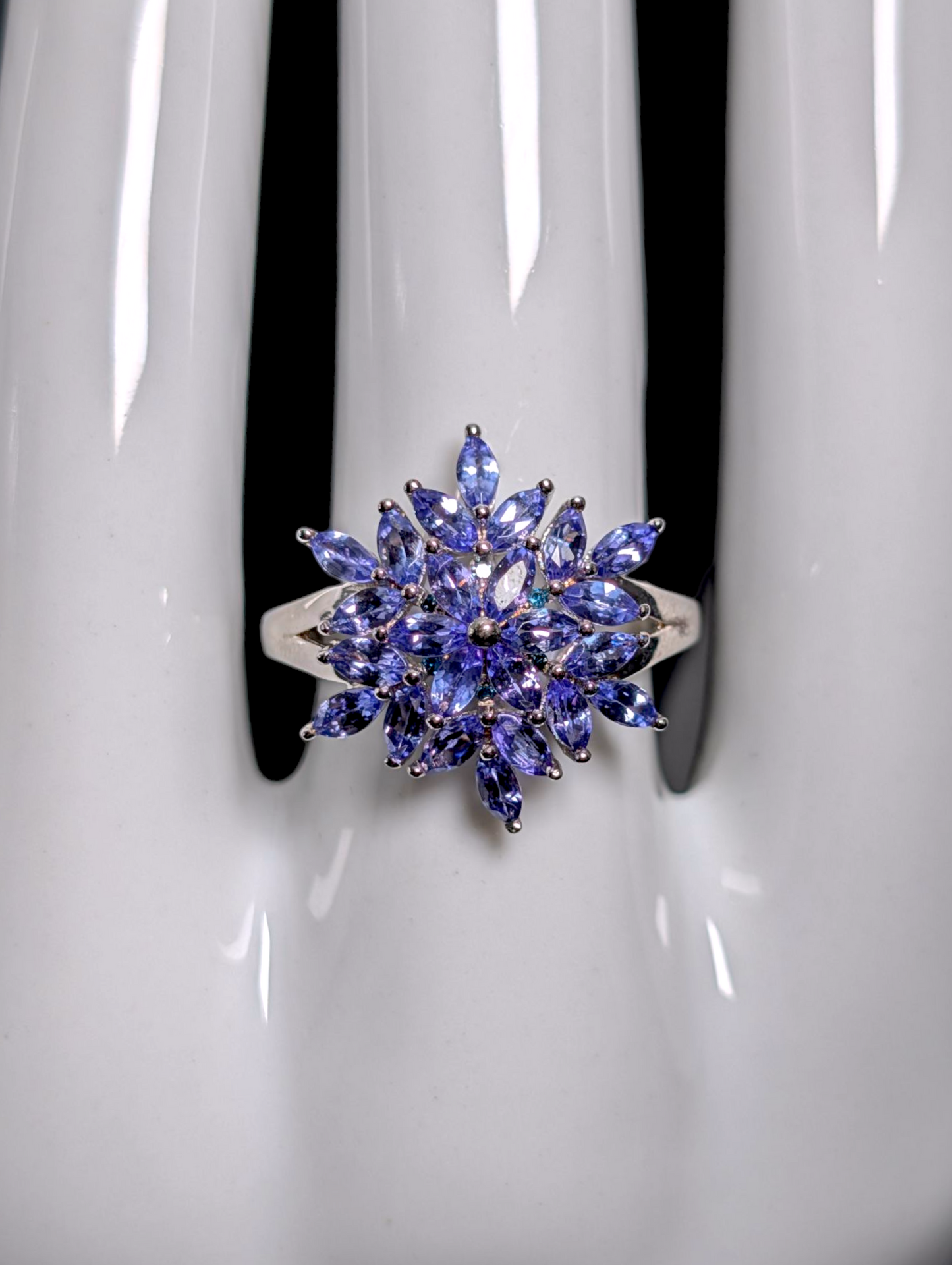 Vintage Starburst Flower Earth Mined Genuine Light Purple Tanzanite and Hidden Blue Topaz Sterling Silver Cluster Statement Ring