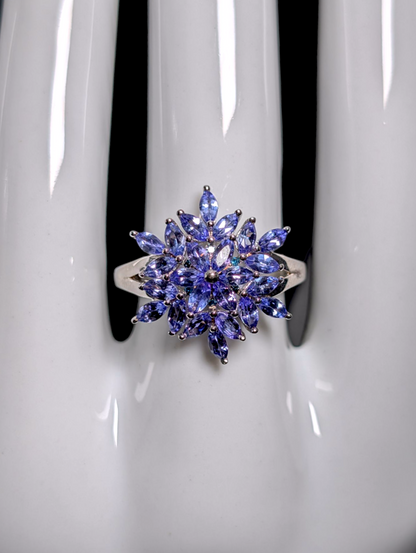 Vintage Starburst Flower Earth Mined Genuine Light Purple Tanzanite and Hidden Blue Topaz Sterling Silver Cluster Statement Ring