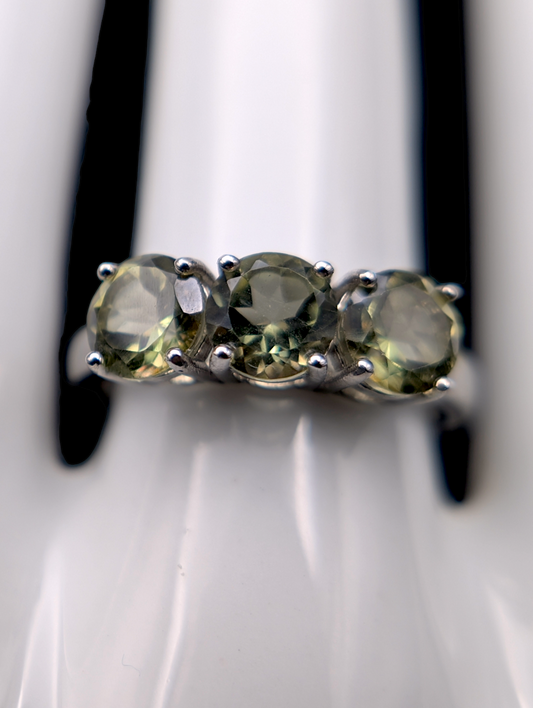 Vintage 2.5 Carats Bicolor Green Yellow Genuine Sapphire Three Stone Sterling Silver Ring