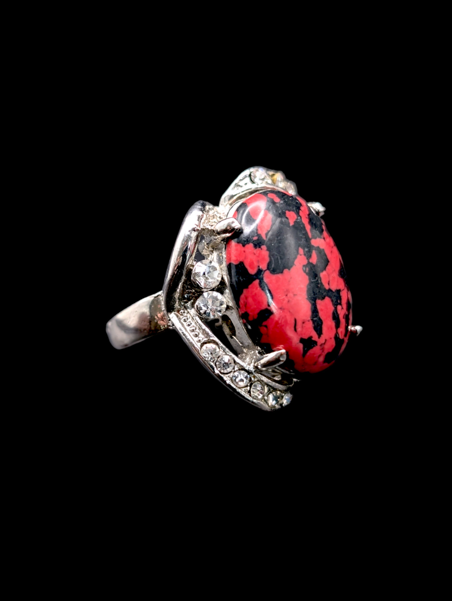 Vintage Red and Black Simulated Marble Cocktail Silver Statement Ring