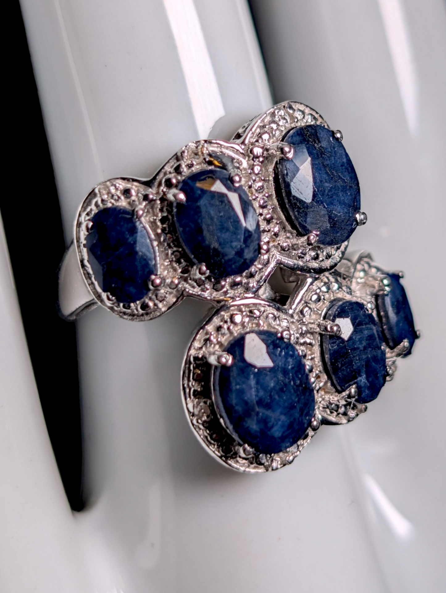 Vintage Graduating Oval Cut Earth Mined Genuine Blue Sapphire with Diamond Accent Stones Sterling Silver Wrap Ring