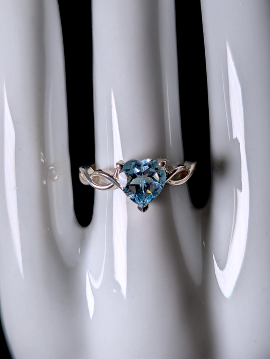 Vintage Heart Cut Genuine Blue Topaz Solitaire Sterling Silver Filigree Ring