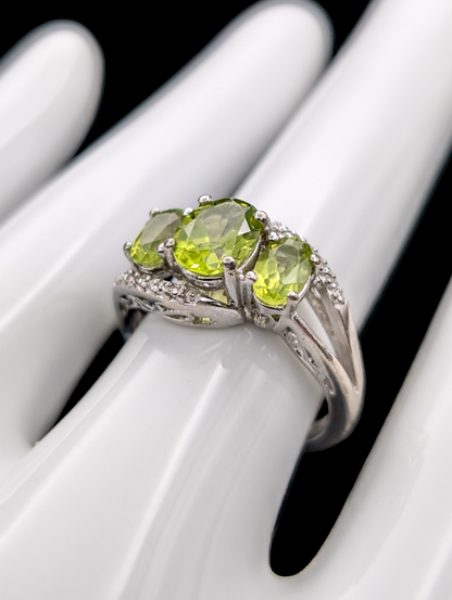 Vintage 3 Stone Oval Cut Genuine Peridot and Diamond Sterling Silver Ring