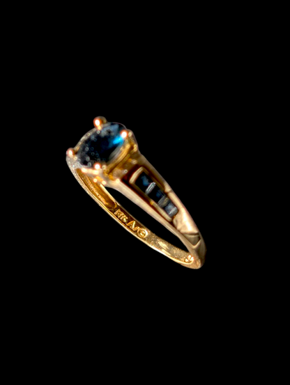 Vintage Designer Alwand Vahan 14k Solid Yellow Gold Genuine Earth Mined London Blue Topaz and Diamond Ring