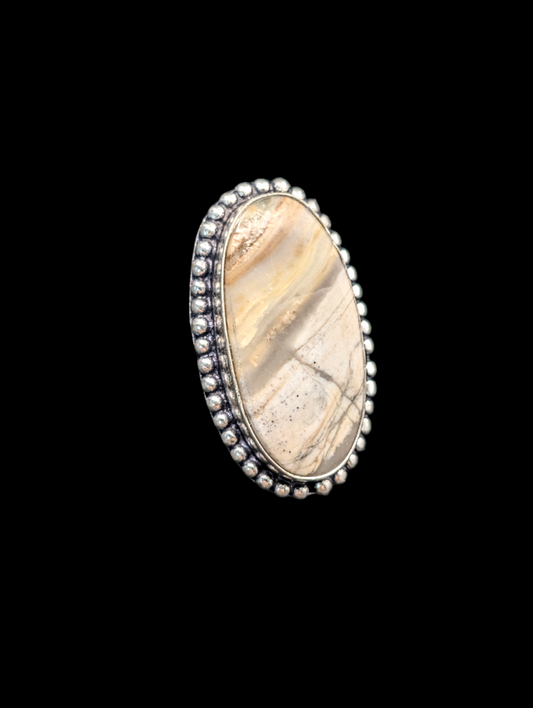 Vintage Unique Oval Banded Agate Gemstone in Tan, Cream and White Artisan Boho Silver Ring