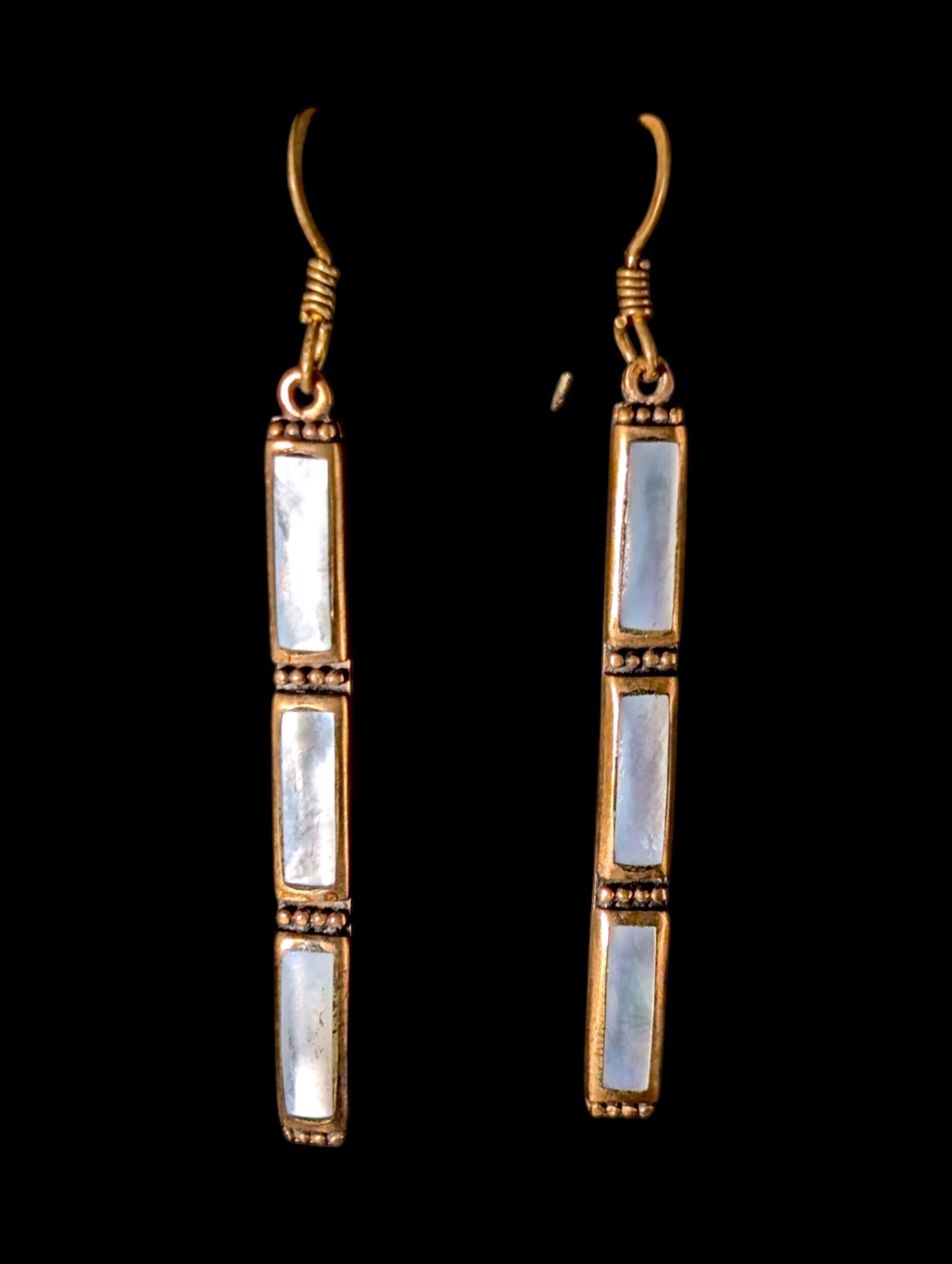 Vintage Genuine Mother of Pearl Dangle 10k Gold Rectangular Bar Earrings