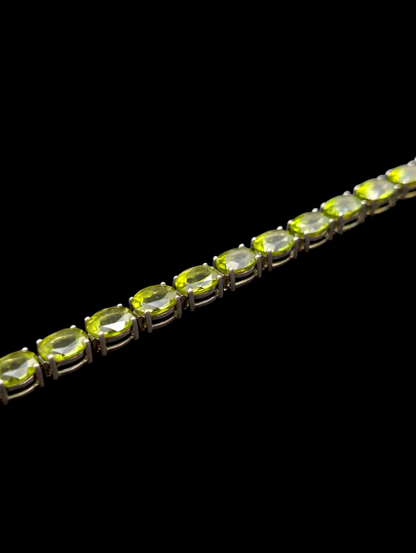 Vintage 28 Carat Oval Cut Genuine Peridot Sterling Silver Tennis Bracelet