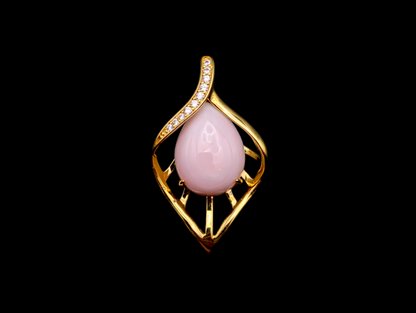 Vintage Genuine Pink Conch and Simulated Diamonds 14k Yellow Gold Vermeil Pendant