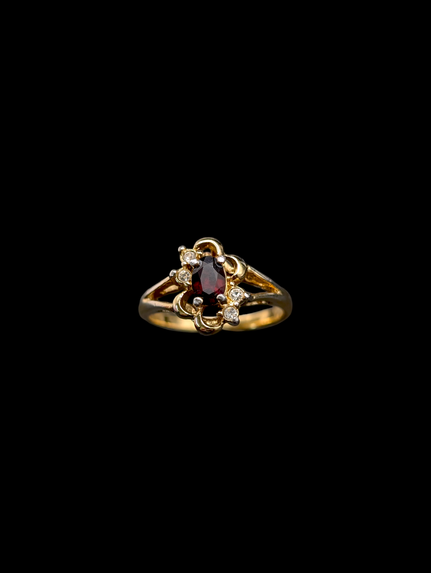 Vintage Solitaire Oval Genuine Garnet 14k Yellow Gold Vermeil Ring