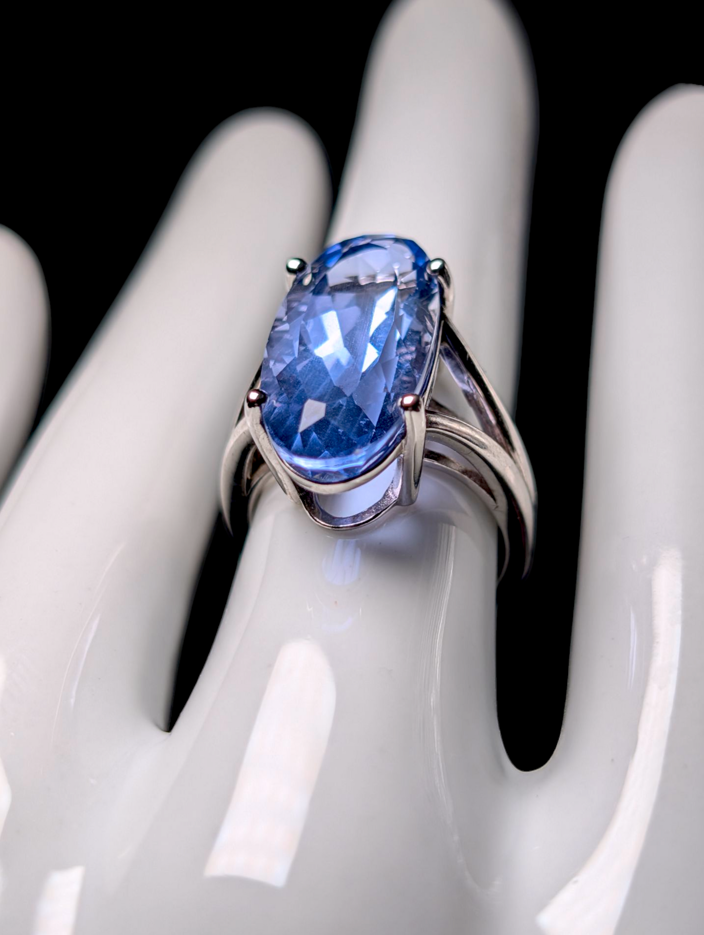 Vintage 10+ Carat Oval Cut Genuine Fluorite Solitaire Sterling Silver Statement Ring