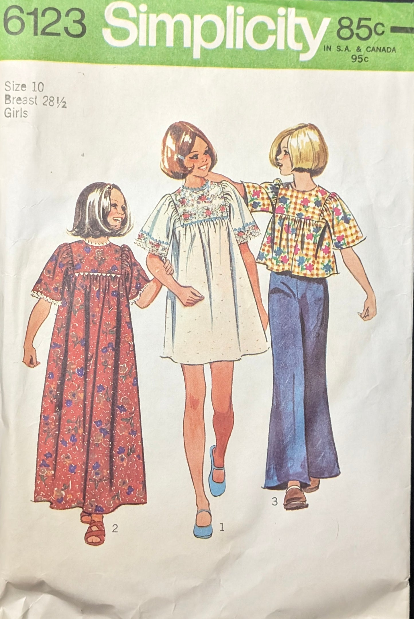1970s Original Vintage Sewing Pattern: Simplicity 6123 Size Girls 10