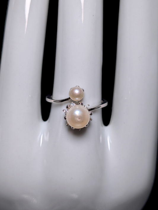 Vintage Inspired Crossover Sun and Moon Genuine Cultured Pearl with Simulated Diamond Starburst Halo Dainty Sterling Silver Ring