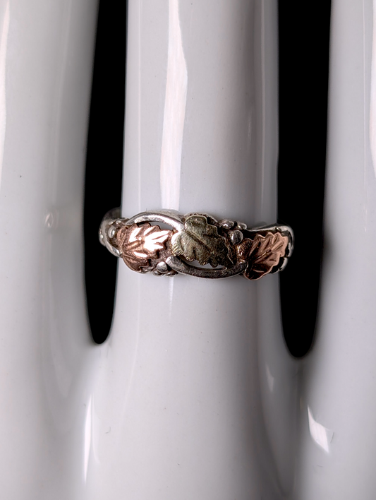 Vintage Black Hills 10k Gold Grape Leaf Trio and Sterling Silver Band Ring