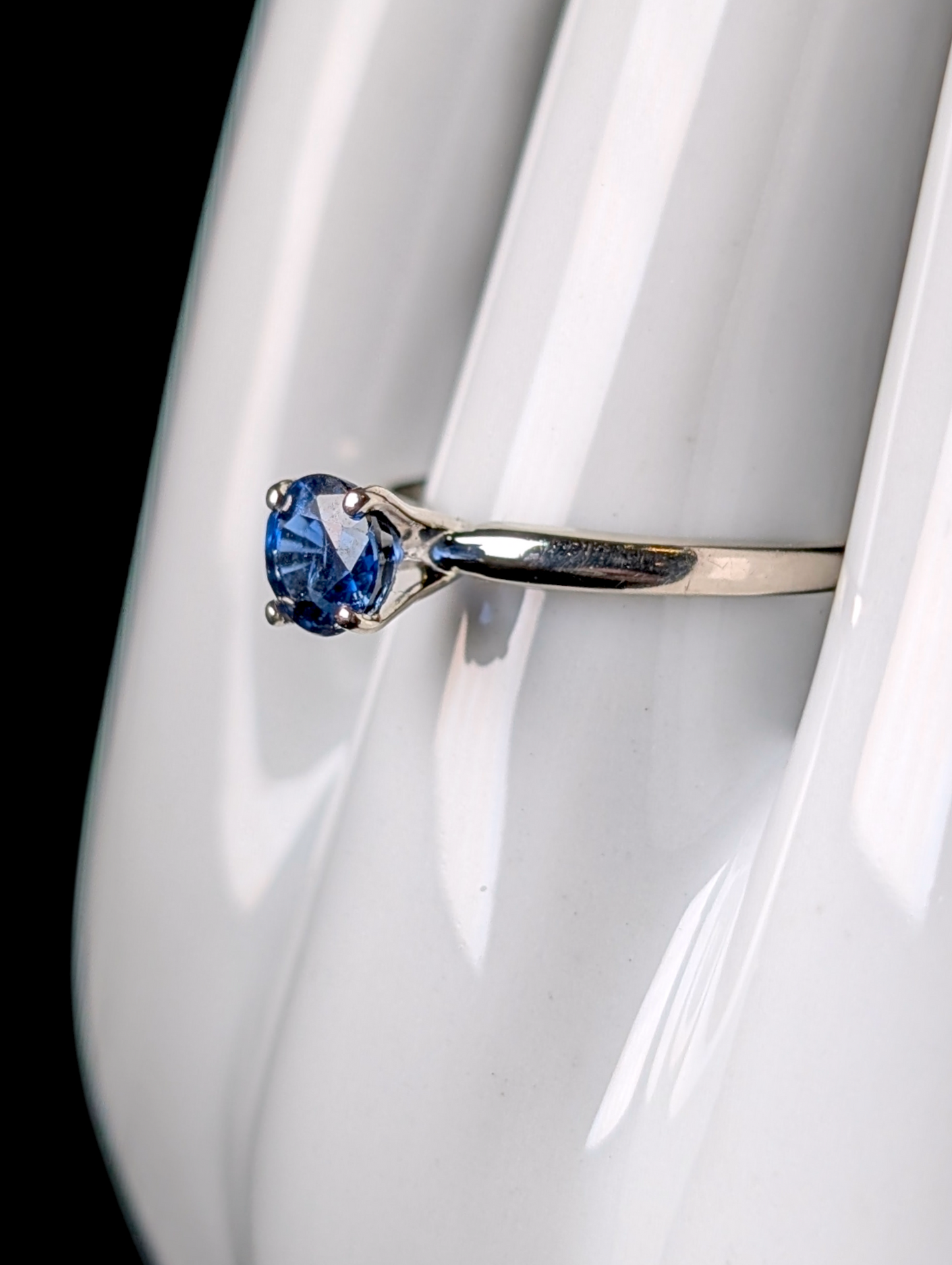 Vintage Round Cut Solitaire Earth Mined Genuine Ceylon Blue Sapphire 14k Solid White Gold Ring