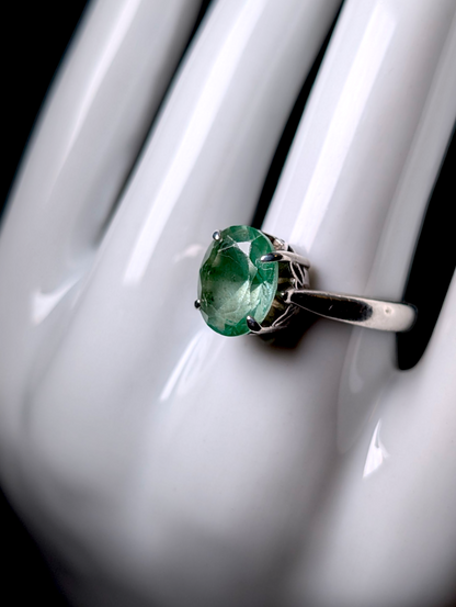 Vintage Oval Cut Genuine Green Kyanite Solitaire Sterling Silver Ring