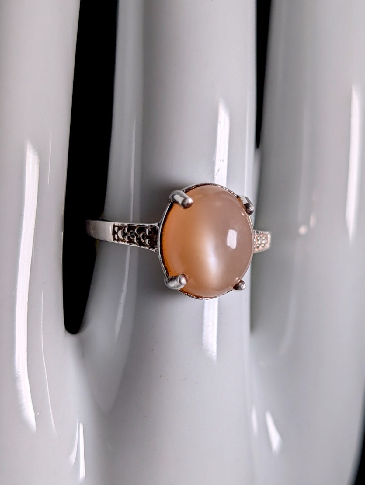Vintage Orange Moonstone Solitaire Sterling Silver Ring NWT