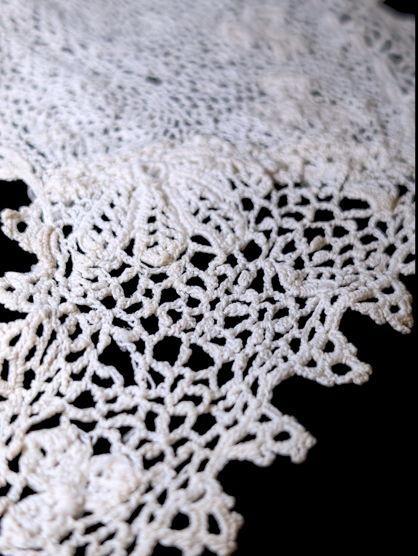 Antique Victorian Handmade Irish Lace White Square Collar